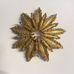 1960s Avon vintage gold tone spiral statement brooch